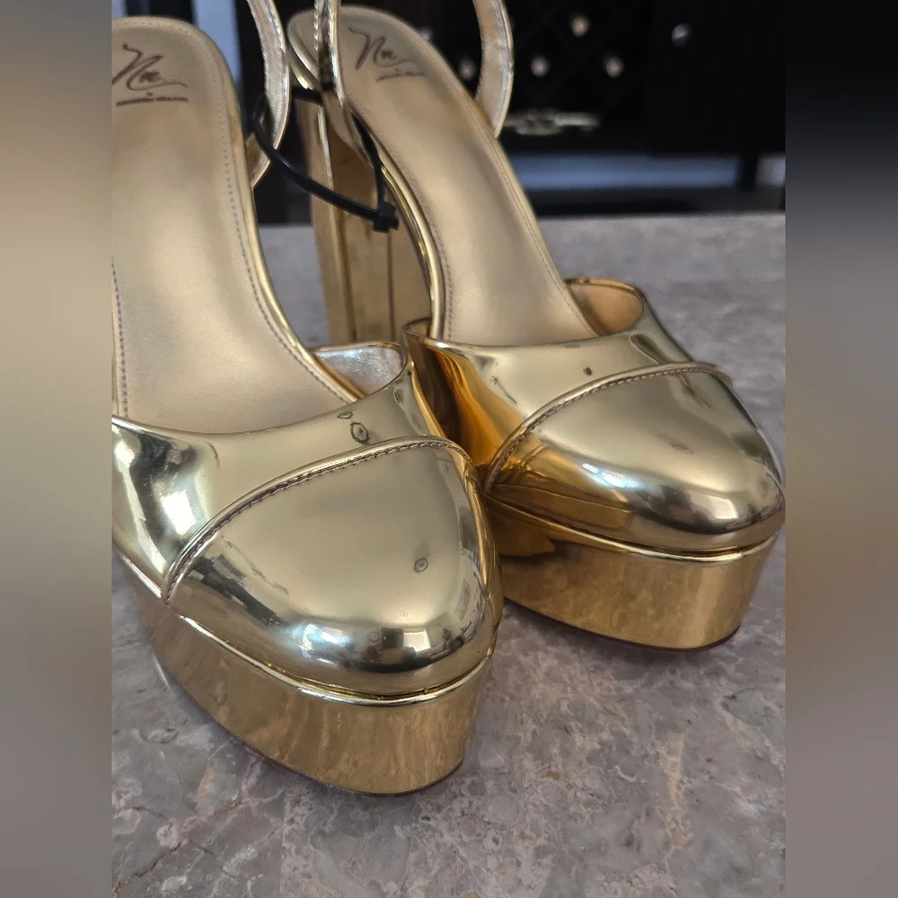 Antonio Melani x Nat Note Pia Mirror Metallic Platform Pumps. Gold (Size 10) - Picture 8 of 16
